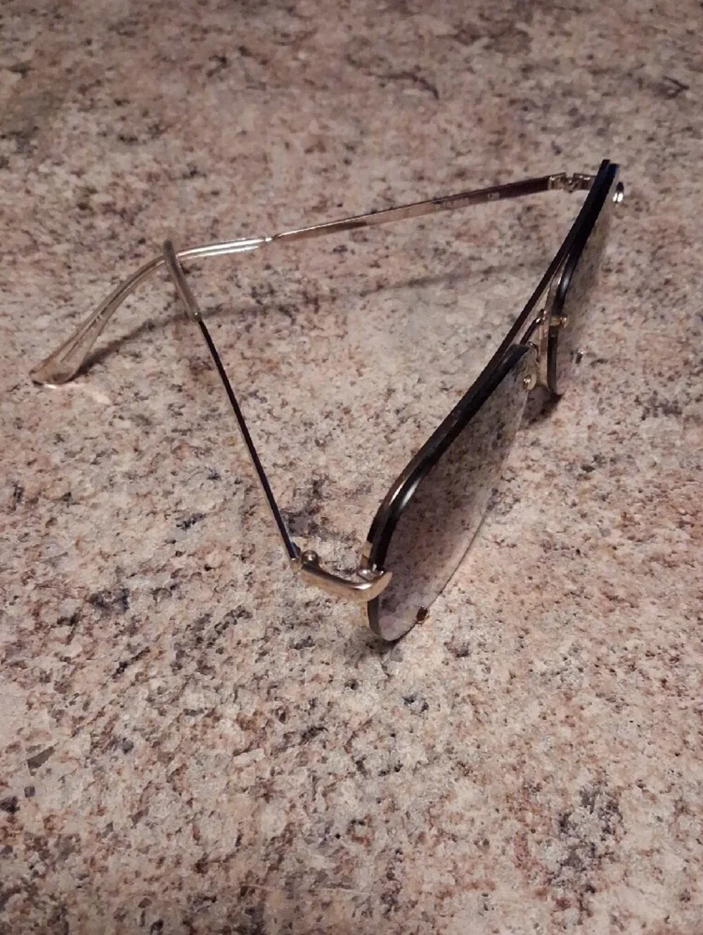 QUAY Aviator Sunglasses with Gradient Purple Lenses